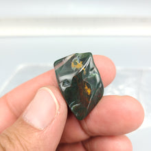 Load image into Gallery viewer, Southern California Bloodstone/Heliotrope